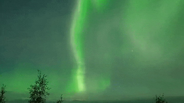 Stunning video shows dance of the Northern Lights in real time