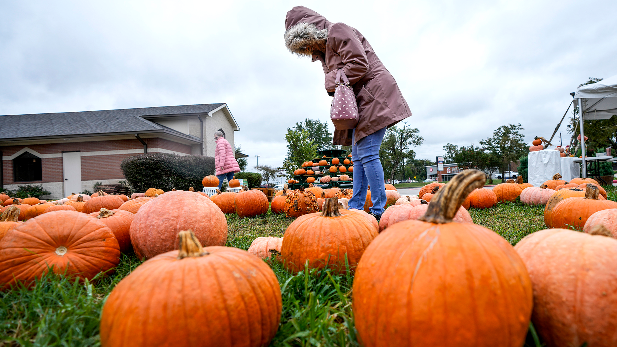Millions face dramatic temperature drop as powerful cold front sweeps across the US