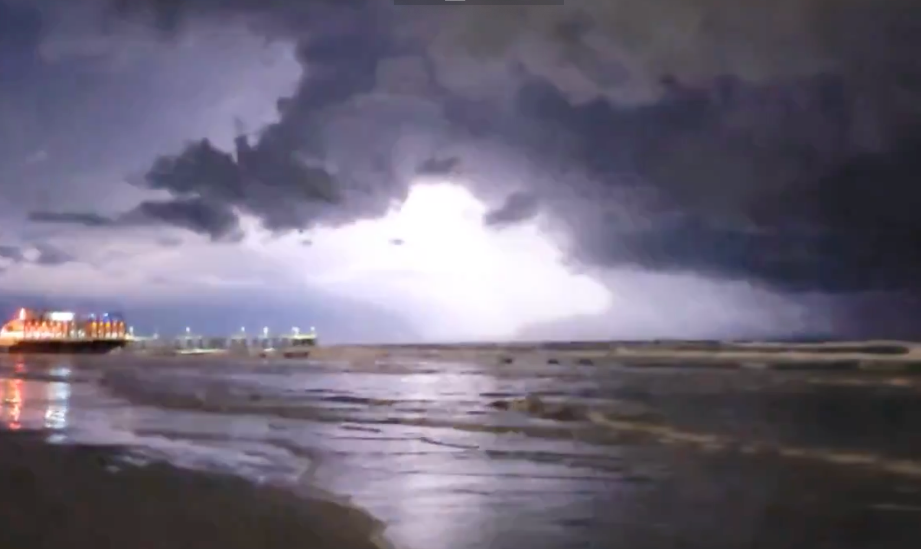 Lightning strike kills one and injures three in Florida as Fourth of July celebrations begin