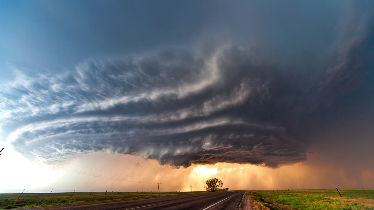 Large hail, damaging winds threaten Plains, Rockies amid multiday severe storm risk