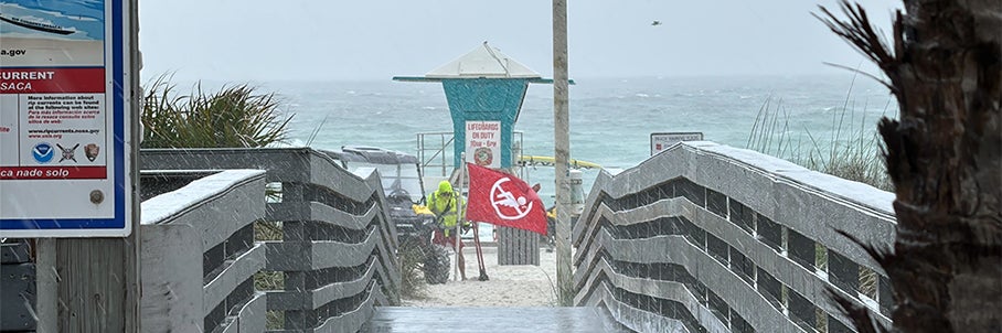 Rain, potential flash flooding dampen spring break plans in Florida