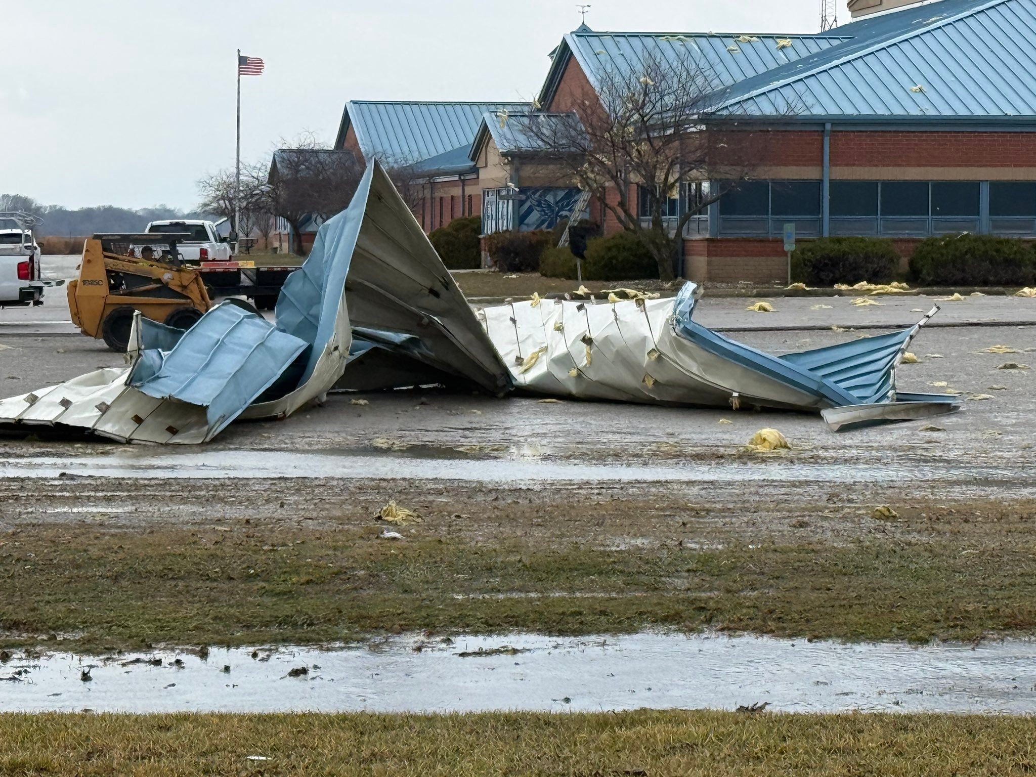 Damage reported after tornado rips through Long Creek, Illinois, amid severe storms