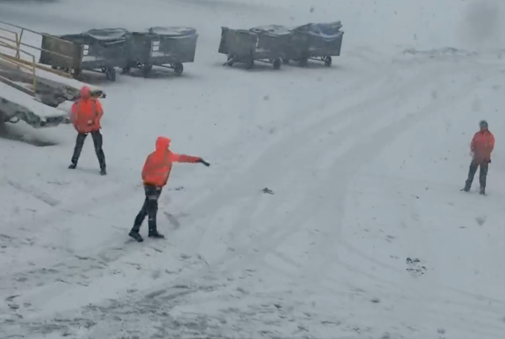 Hundreds of flights canceled in Amsterdam due to extreme winter weather