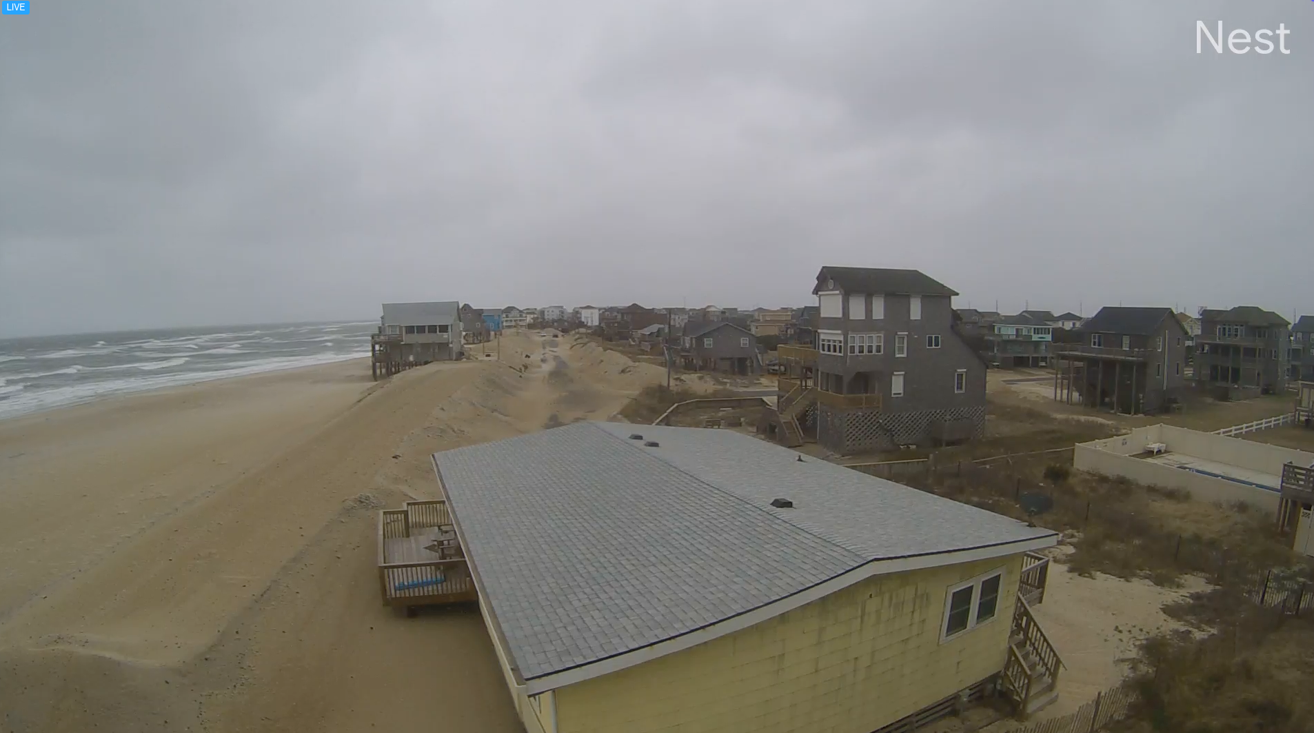 Outer Banks beachfront homes vulnerable to collapse from rapidly intensifying nor’easter slamming Carolinas