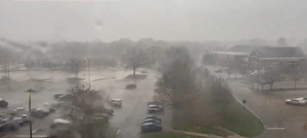 1 dead, 3 injured after severe storms slam Mississippi amid powerful multiday threat