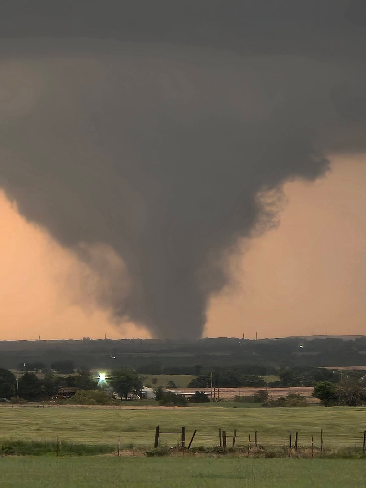 Tornado Emergency causes devastating damage and injuries in Enid, Oklahoma