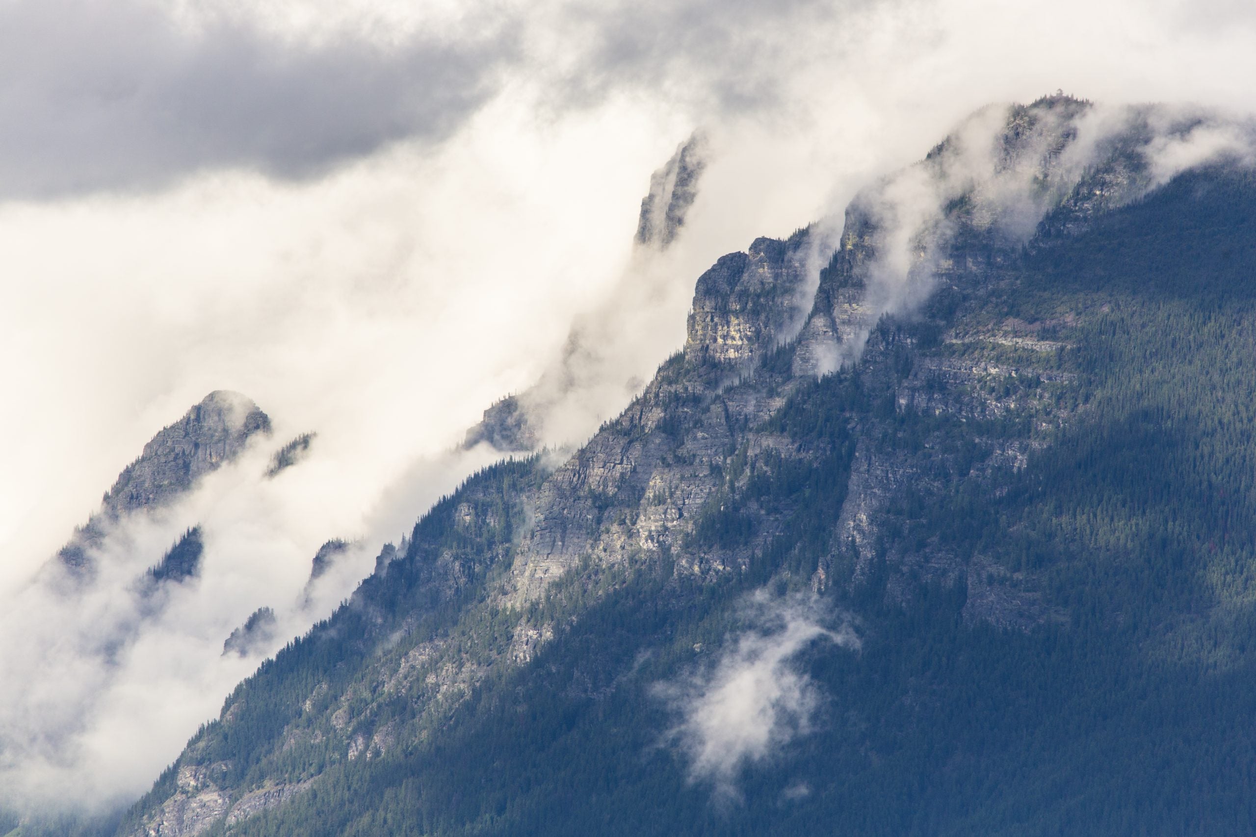 Search underway for hiker missing in Montana's Glacier National Park