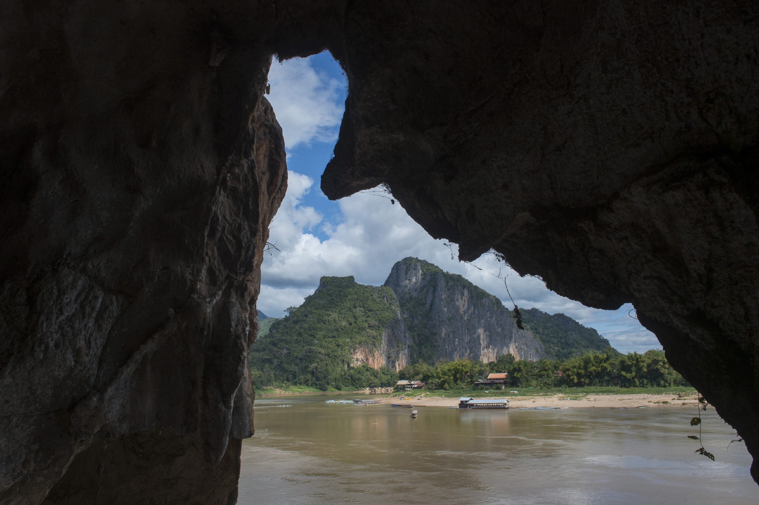 5 missing villagers found alive in flooded Laos cave as rescuers prepare extraction plan