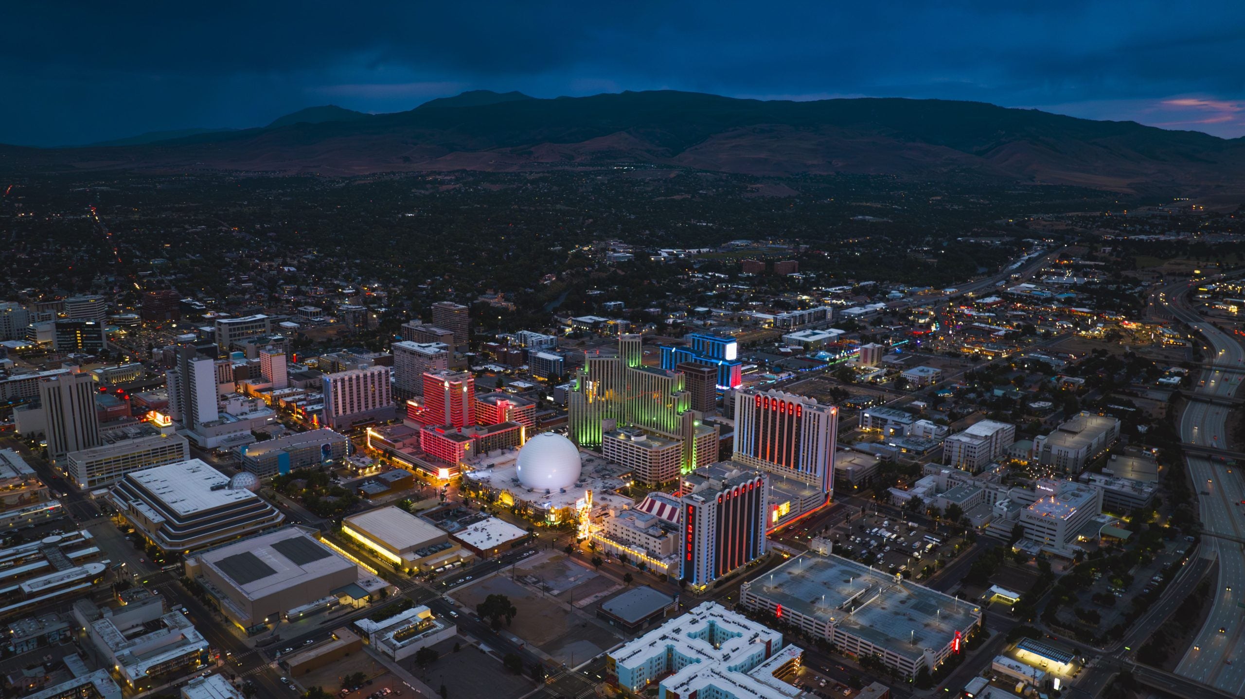 Series of earthquakes, including a Magnitude 4.9 quake, rattle western Nevada