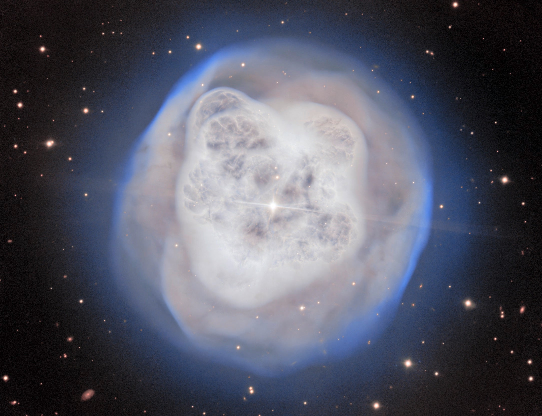Crystal Ball Nebula seen in stunning new space image 1,500 light-years away