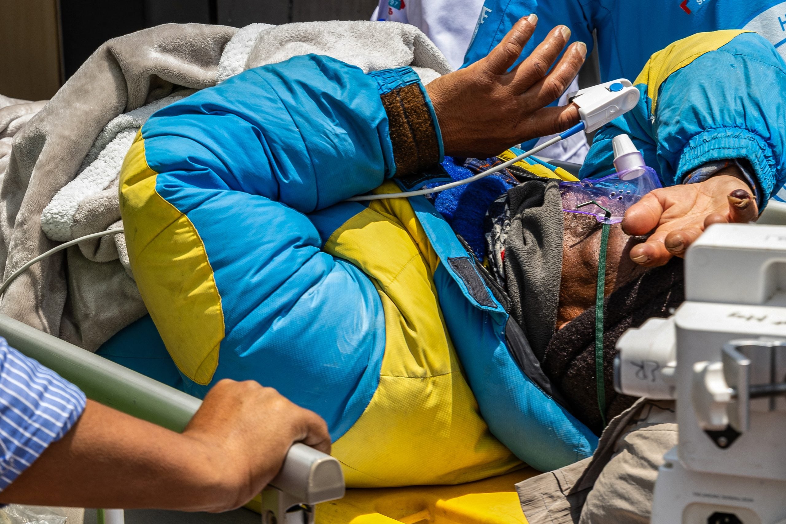 Defying all odds: Mount Everest guide crawls back to base camp alive after 6 days missing