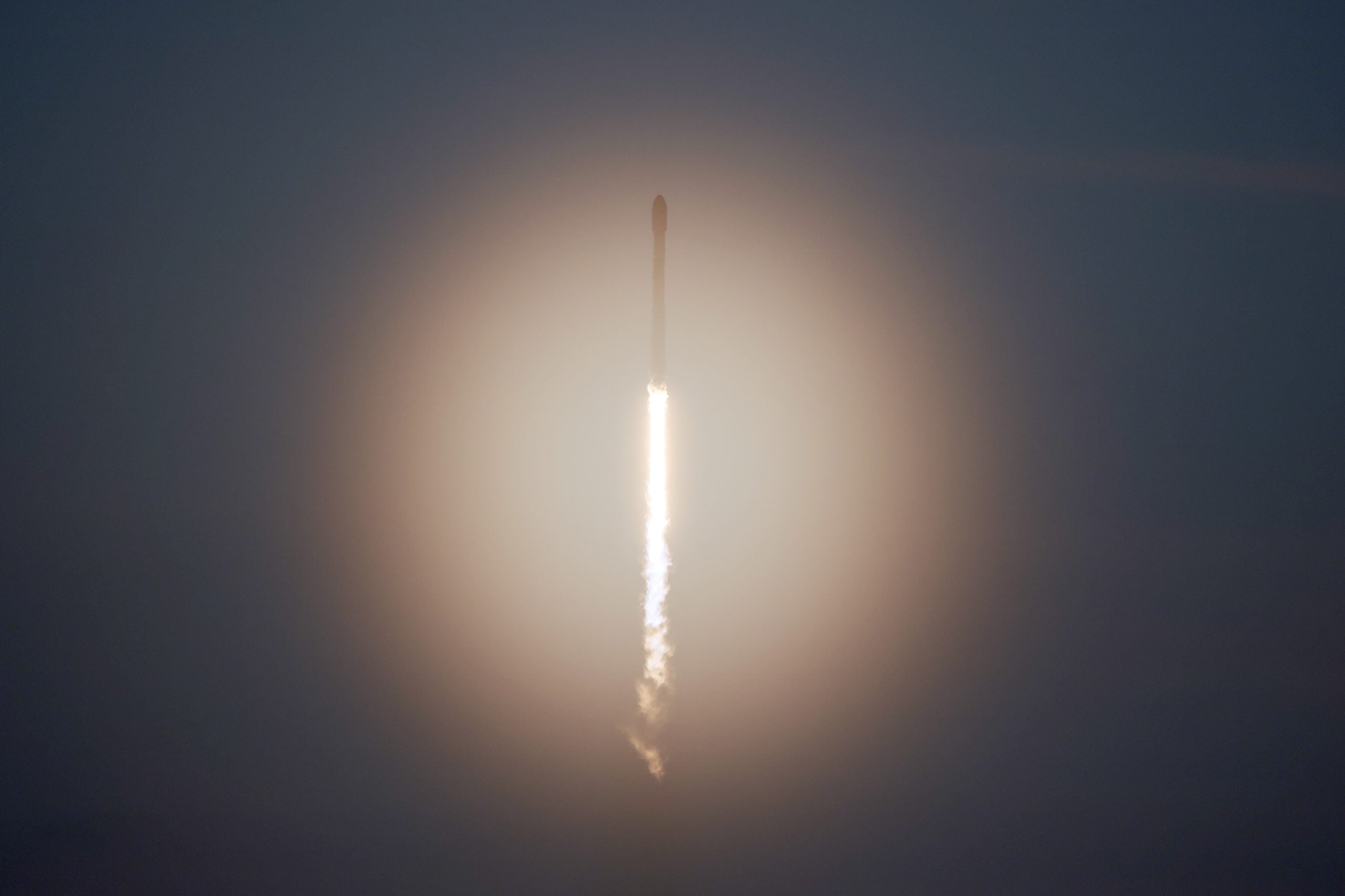 How many SpaceX rocket launches will occur by the end of 2026?