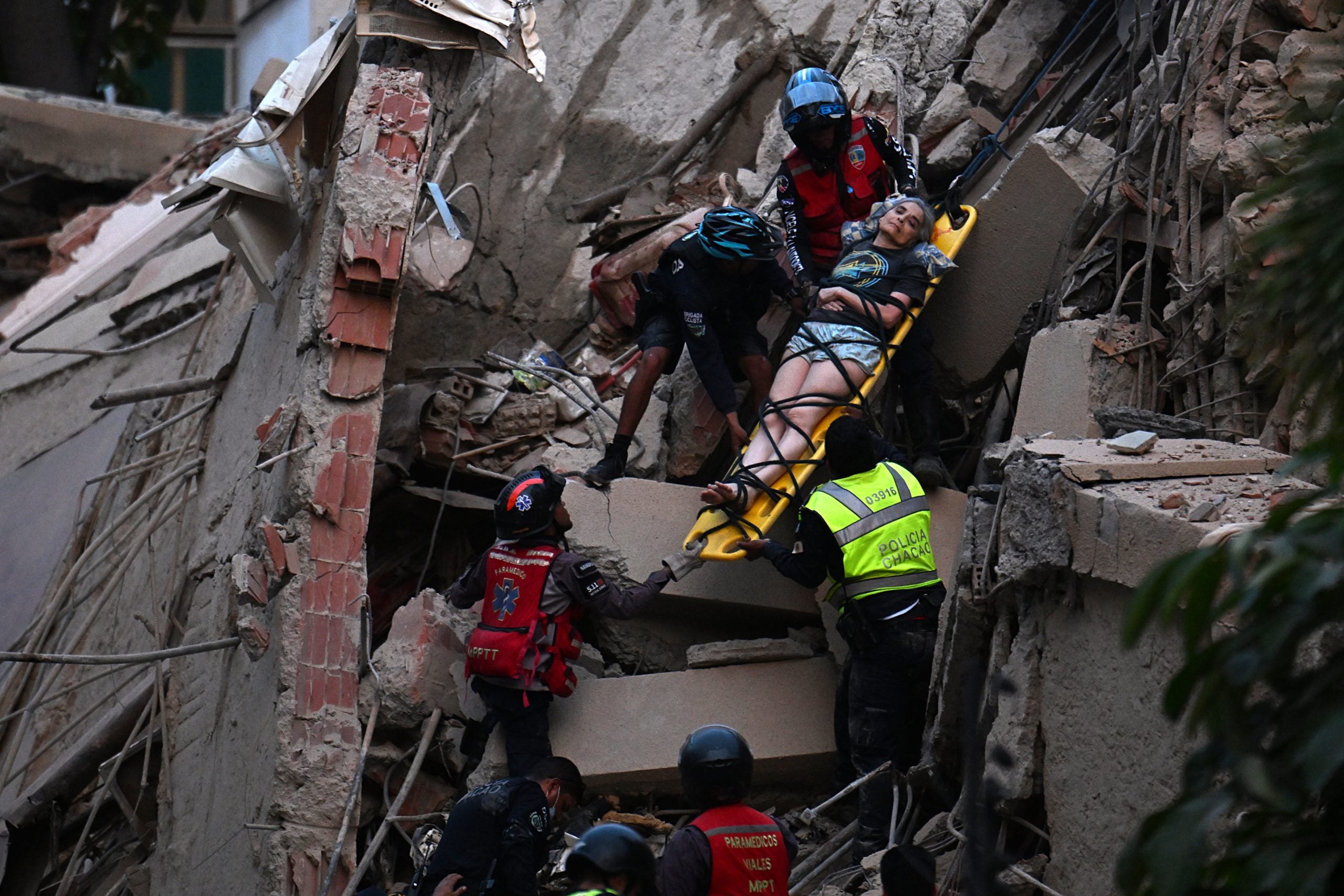 Back-to-back major earthquakes rattle Venezuela as USGS warns high casualties are likely