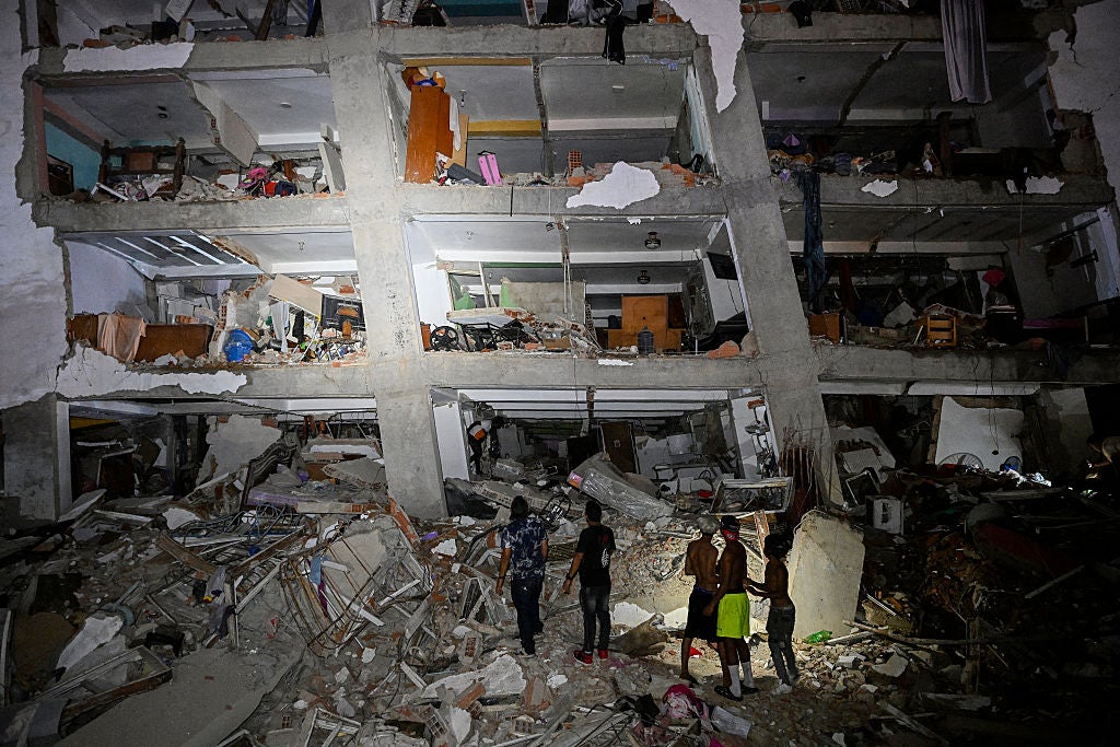At least 32 killed, more than 700 injured after back-to-back major earthquakes devastate Venezuela