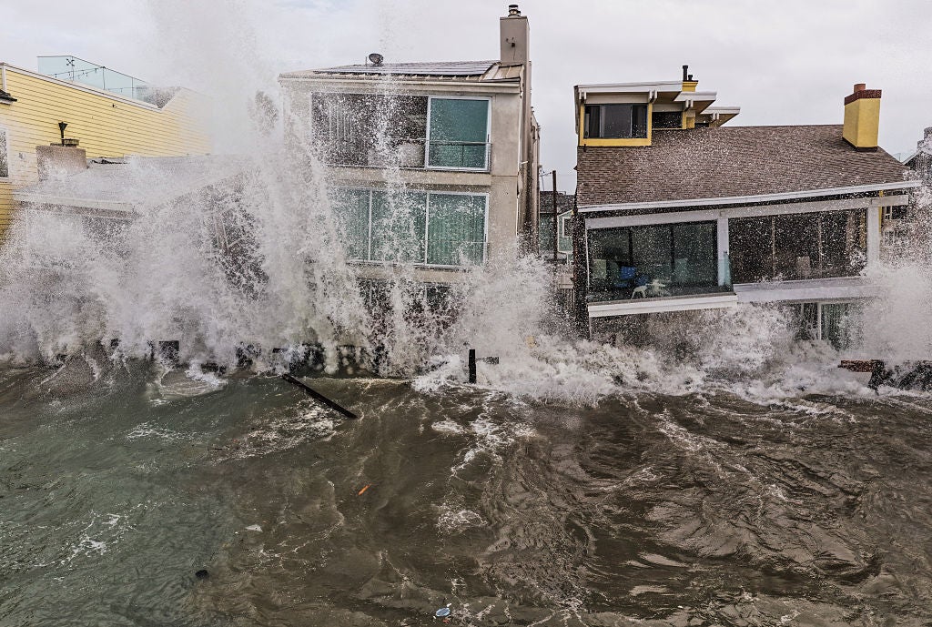 Multimillion-dollar California oceanfront homes battered by relentless Pacific waves as coastline crumbles