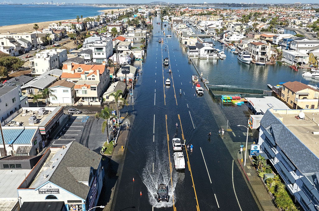West Coast faces days of record-breaking tidal flooding, sending streets and businesses underwater