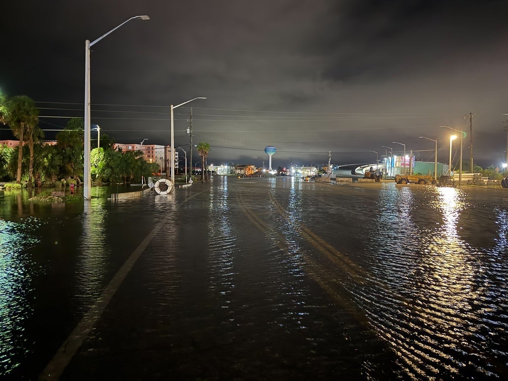 Post-tropical Isaias leaves 2 dead in Southeast, as flood threat, heavy rains persist