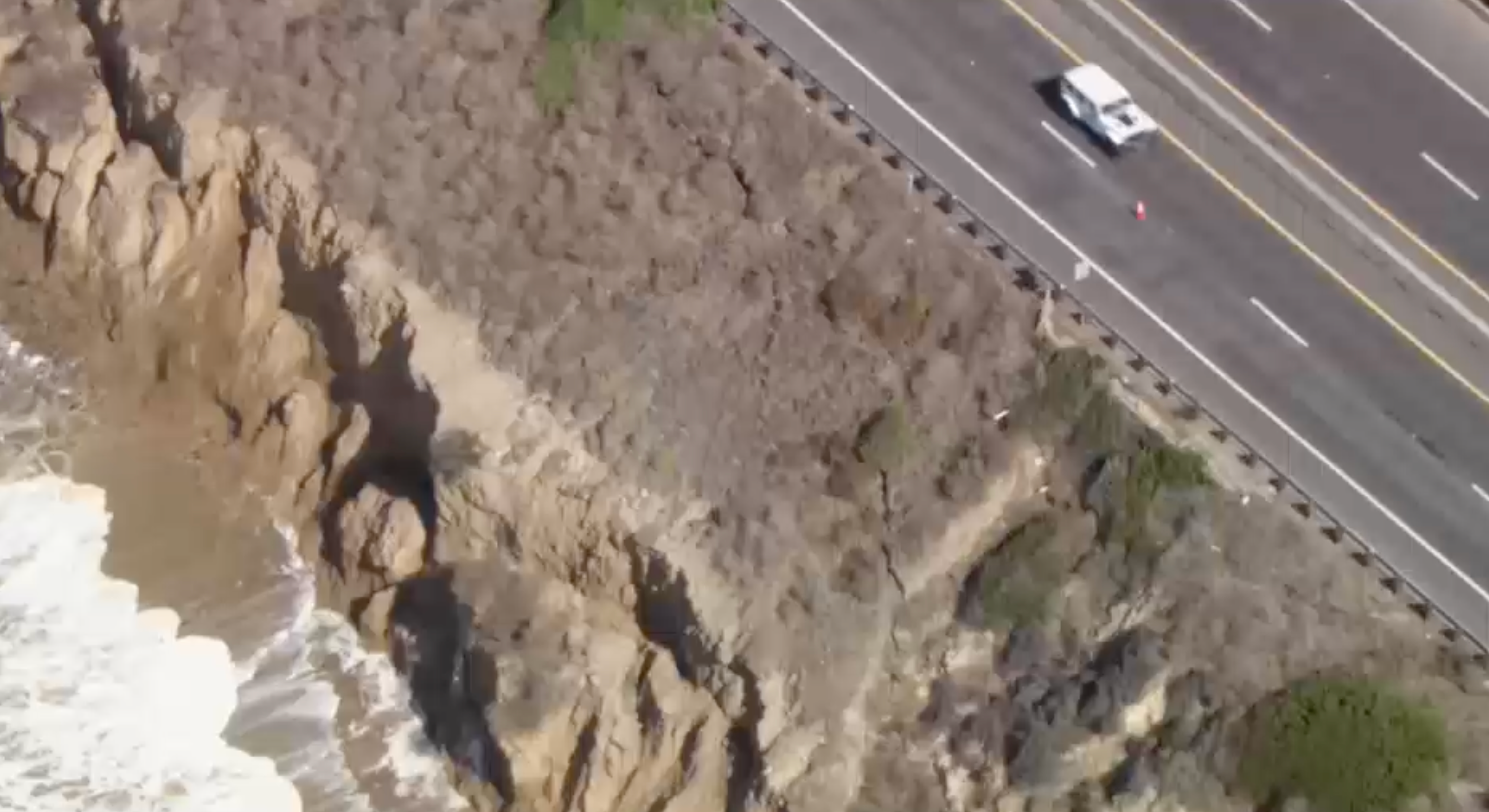 See it: Large crack in ground forms on shoulder of iconic Southern California highway
